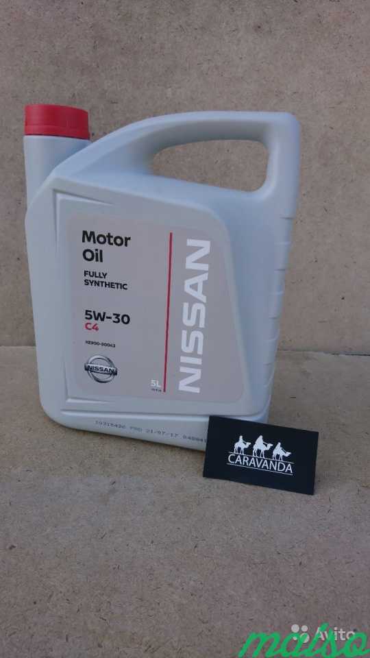 Моторное масло Nissan Motor Oil FS 5w30 C4 5 L в Санкт-Петербурге. Фото 1