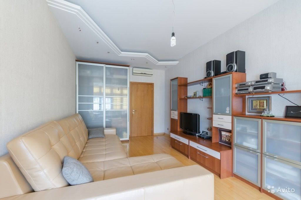 Продам квартиру 4-к квартира 152 м² на 6 этаже 14-этажного монолитного дома в Москве. Фото 1