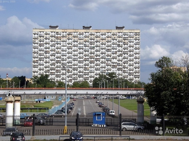 Продам квартиру 4-к квартира 84 м² на 4 этаже 25-этажного панельного дома в Москве. Фото 1
