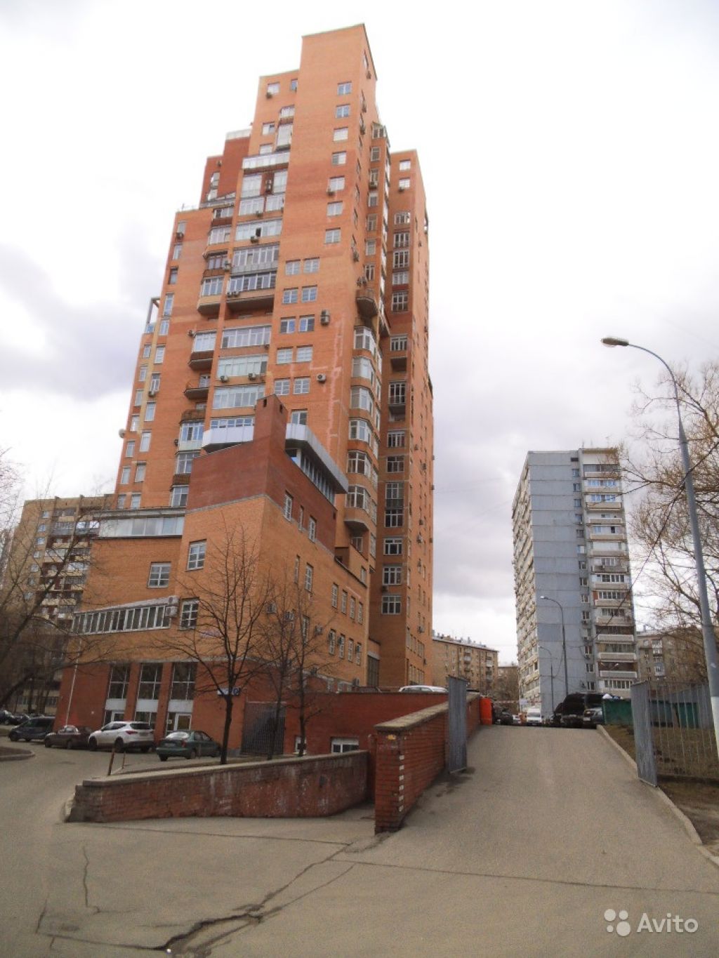 Продам квартиру 5-к квартира 198 м² на 13 этаже 23-этажного кирпичного дома в Москве. Фото 1