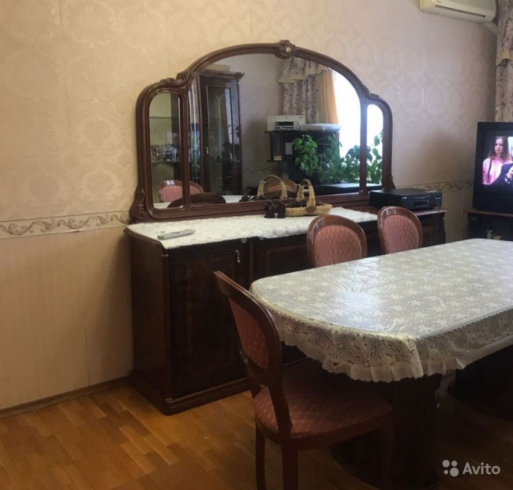 Сдам квартиру 4-к квартира 104 м² на 8 этаже 18-этажного монолитного дома в Москве. Фото 1
