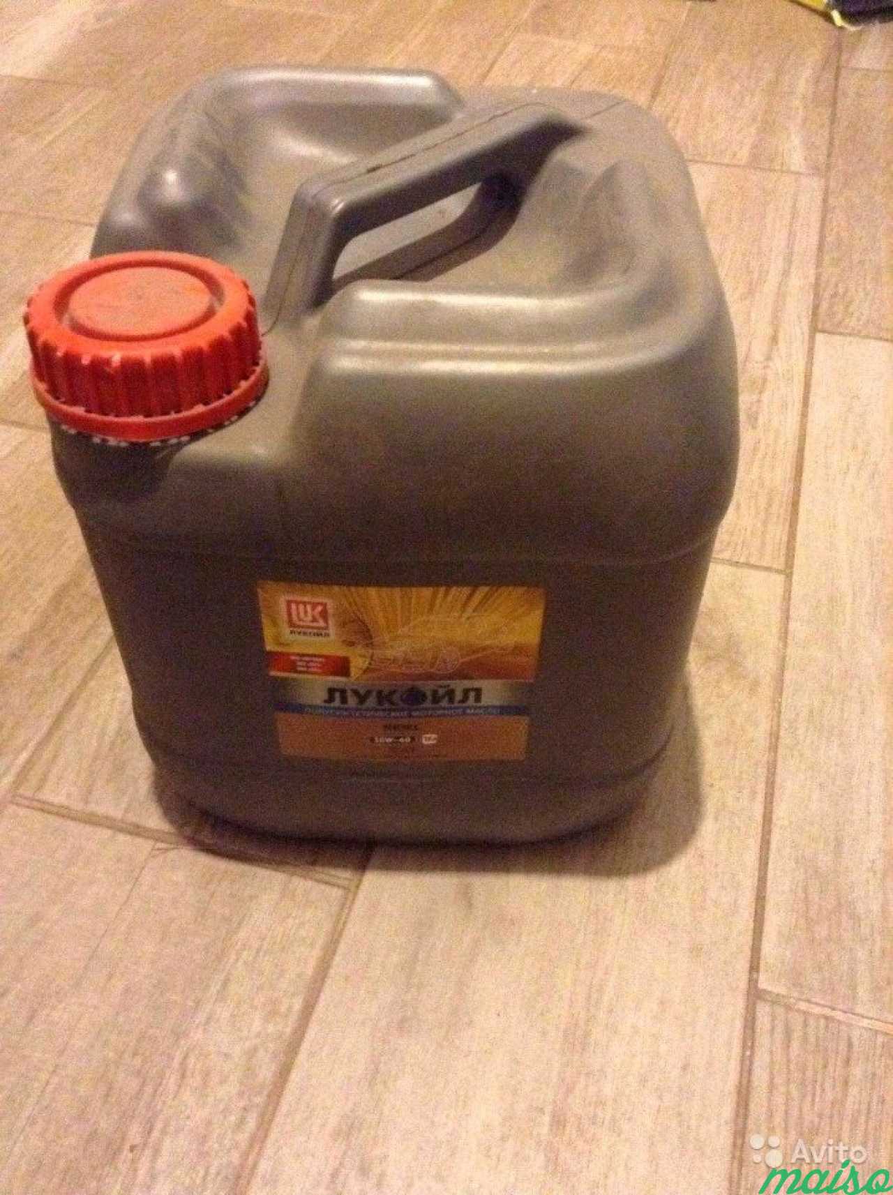 Масло полусинтетика 10w 40 20 литров