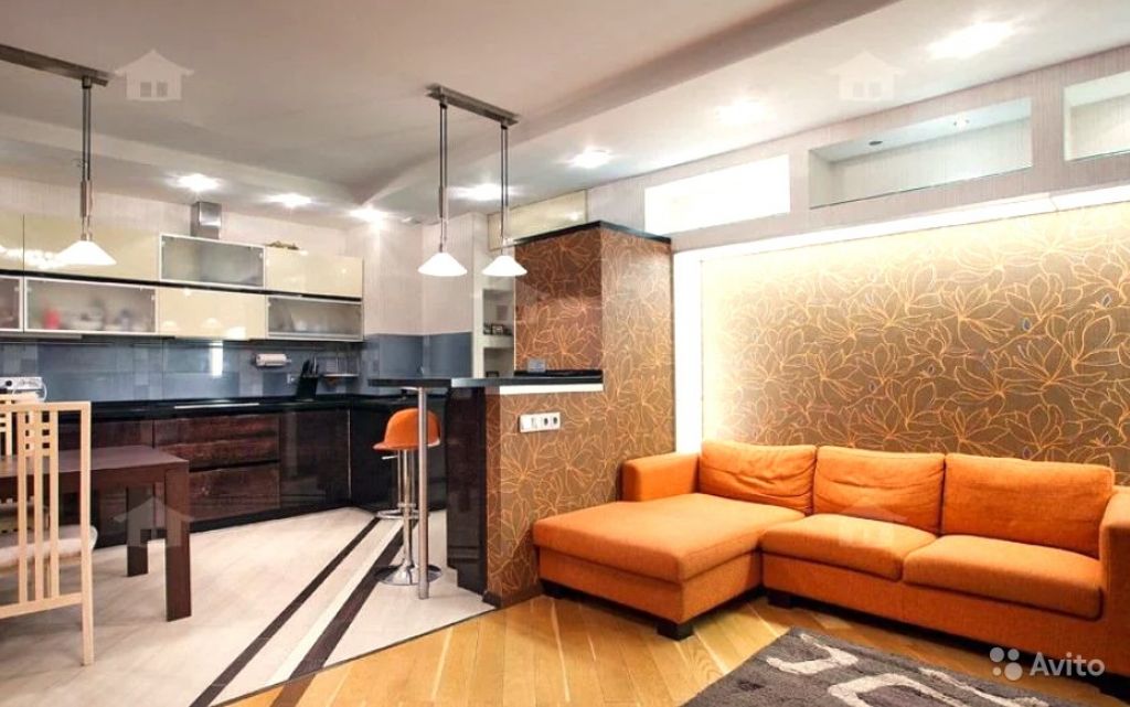 Сдам квартиру 3-к квартира 76 м² на 18 этаже 20-этажного кирпичного дома в Москве. Фото 1