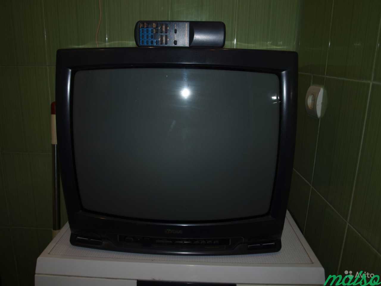 Телевизоры б спб. Фунай 1995. Телевизор Фунай 90х. Funai телевизор 2023. Funai телевизор 90х.