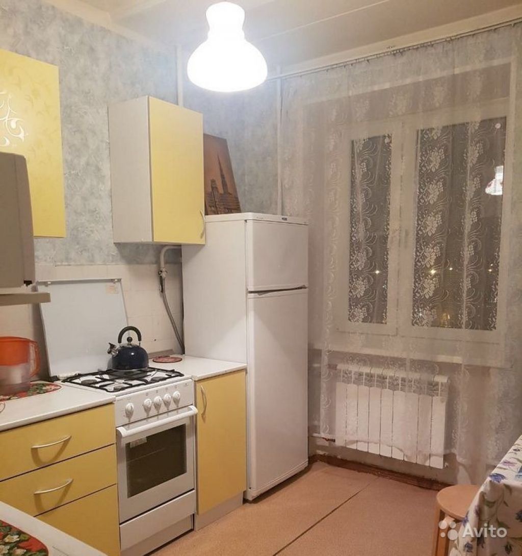 Сдам квартиру 2-к квартира 50 м² на 4 этаже 15-этажного кирпичного дома в Москве. Фото 1