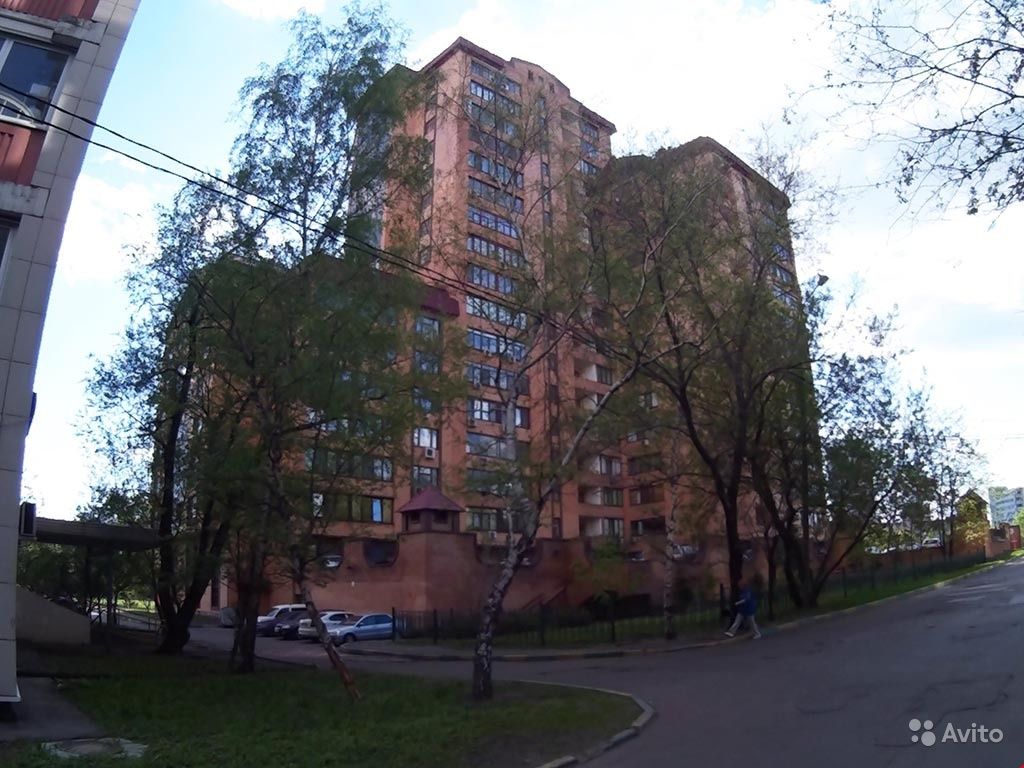 Сдам квартиру 3-к квартира 119 м² на 6 этаже 17-этажного кирпичного дома в Москве. Фото 1