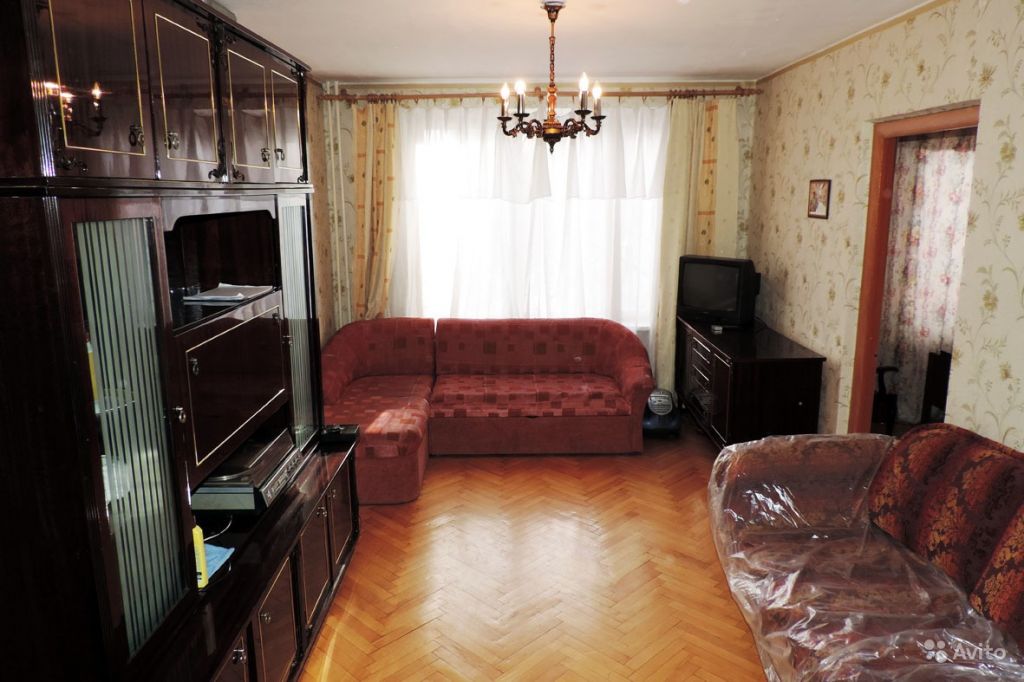 Сдам квартиру 4-к квартира 65 м² на 2 этаже 9-этажного панельного дома в Москве. Фото 1