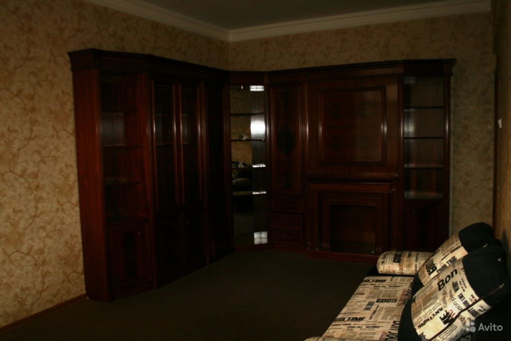 Сдам квартиру 4-к квартира 100 м² на 2 этаже 5-этажного кирпичного дома в Москве. Фото 1