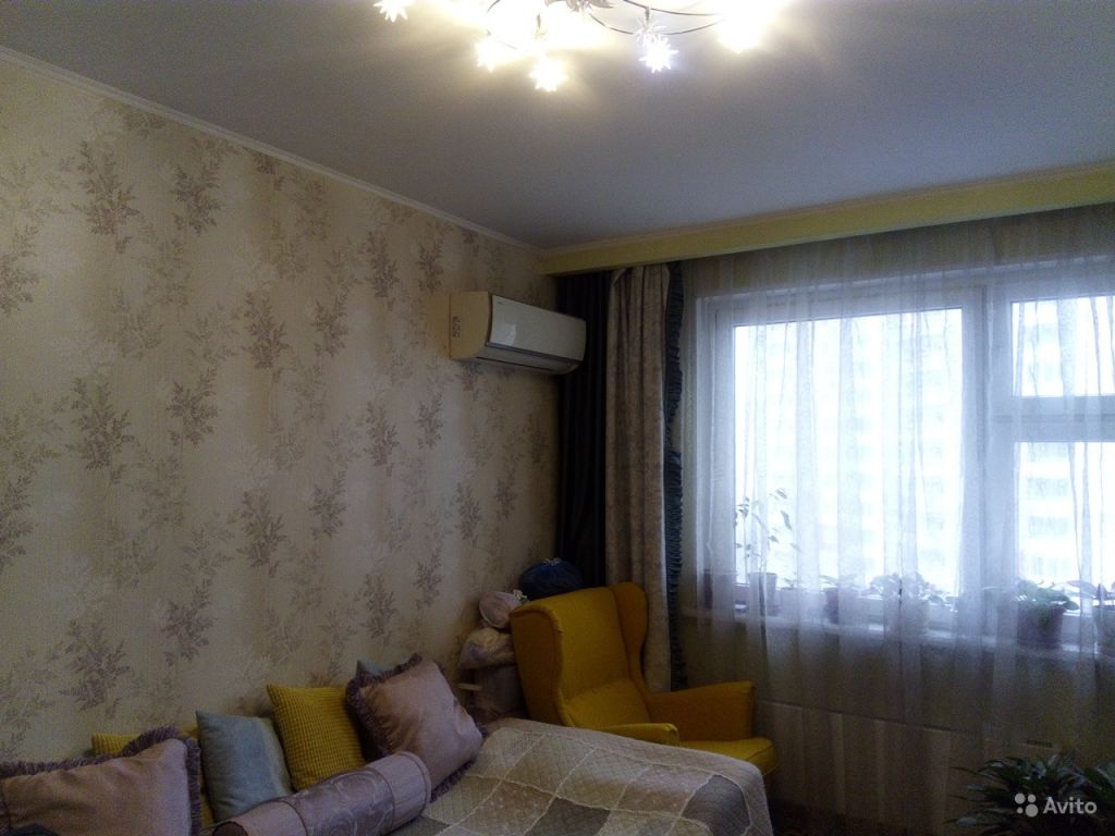 Сдам квартиру посуточно 3-к квартира 120 м² на 7 этаже 25-этажного панельного дома в Москве. Фото 1
