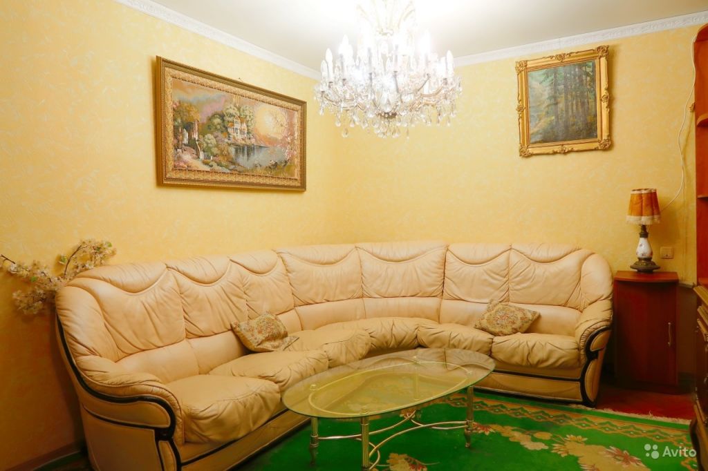 Сдам квартиру посуточно 2-к квартира 52 м² на 3 этаже 5-этажного кирпичного дома в Москве. Фото 1