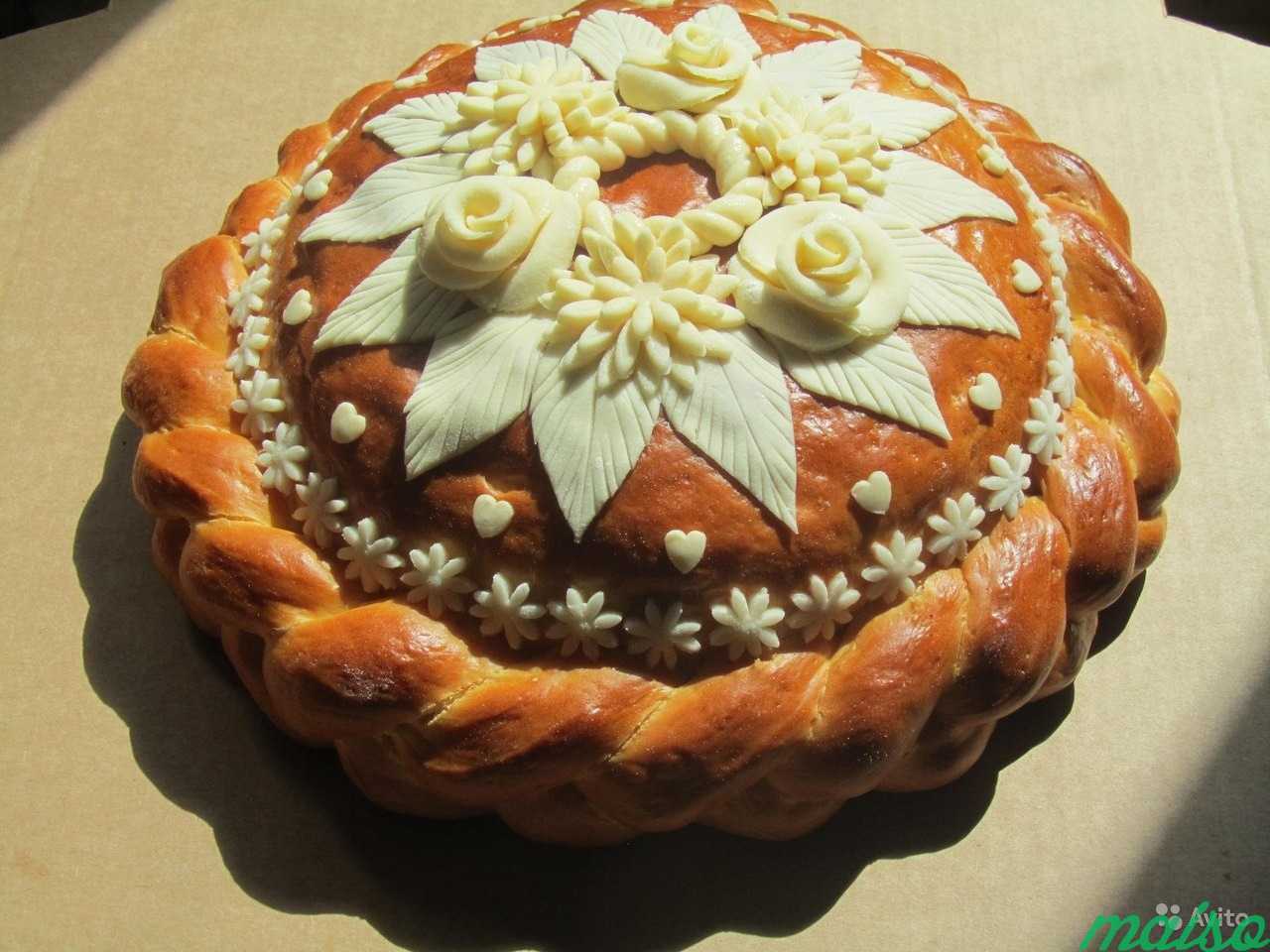 Праздничный пирог из сдобного теста