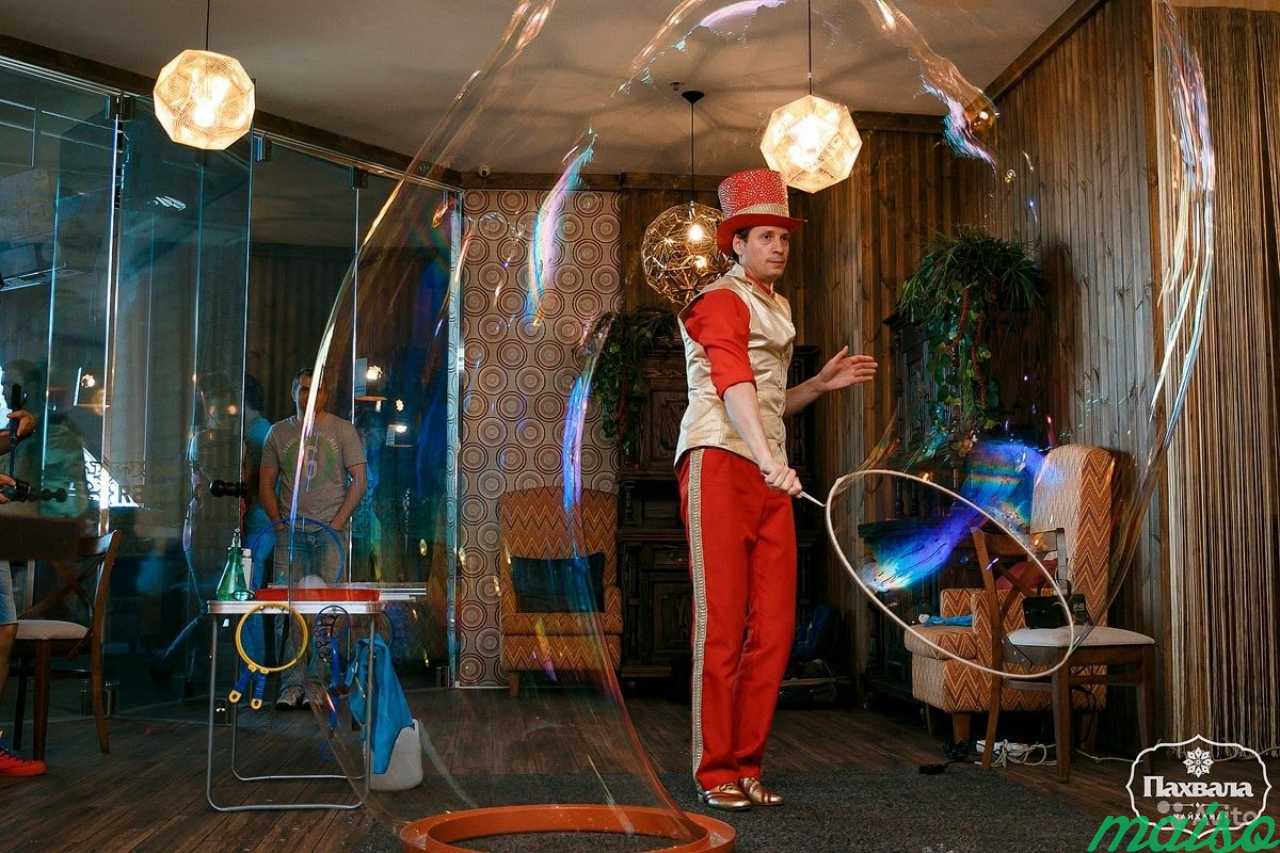 Шоу пузырей спб. Шоу мыльных пузырей. Шоу мыльных пузырей Одинцово. Стол для шоу мыльных пузырей. Шоу мыльных пузырей в Оренбурге на день рождения.