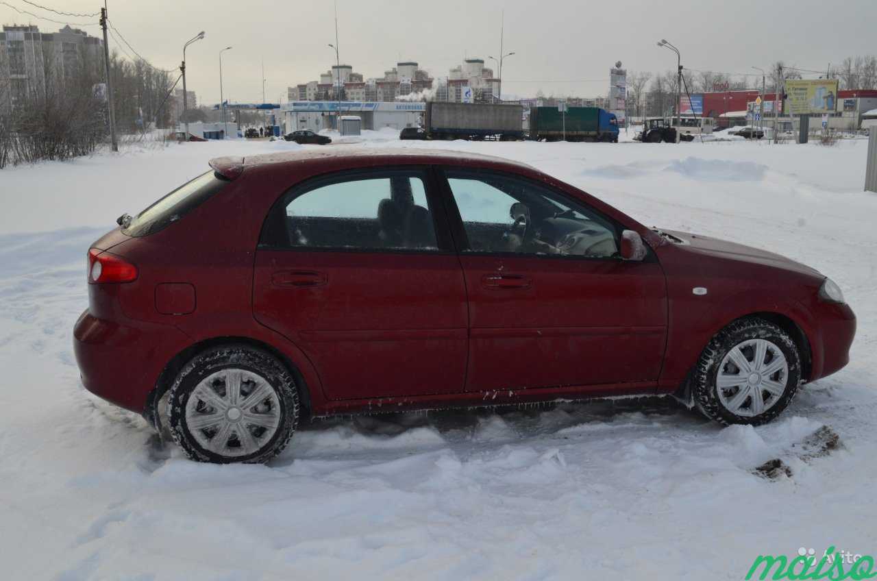 Аренда с правом выкупа (раскат) Chevrolet Lacetti в Санкт-Петербурге. Фото 4