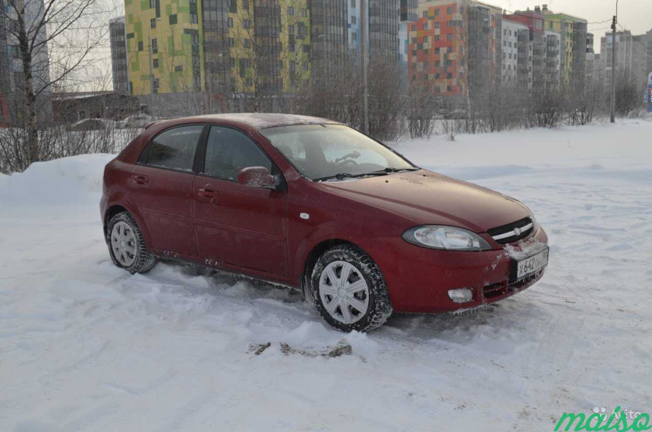 Аренда с правом выкупа (раскат) Chevrolet Lacetti в Санкт-Петербурге. Фото 2