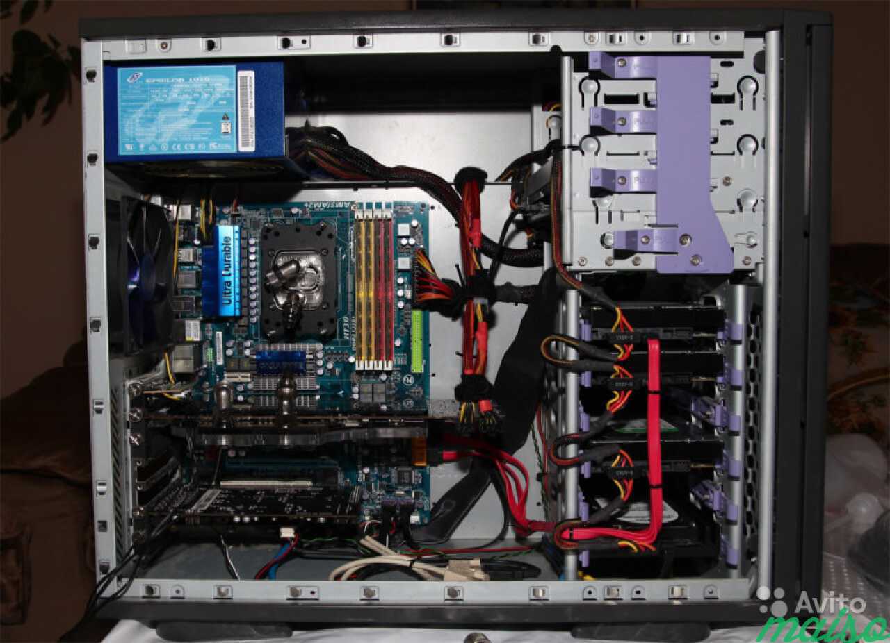 После сборки пк. Кабель менеджмент ПК сзади. Cable Management PC ATX. Cable Management в ПК. Компьютер изнутри.