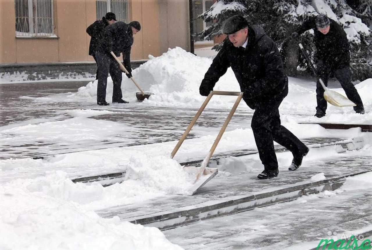 Уборка снега в Санкт-Петербурге. Фото 4