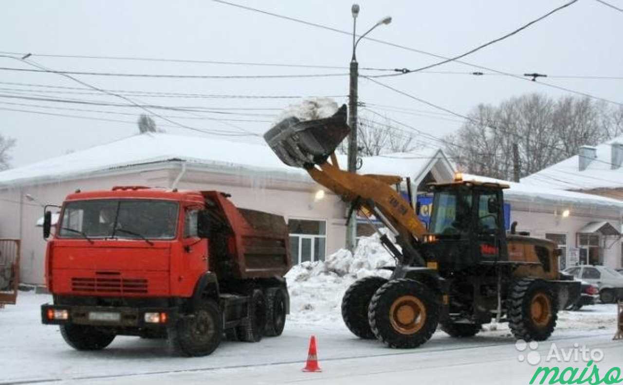 Вывоз снега север и юг в Санкт-Петербурге. Фото 1