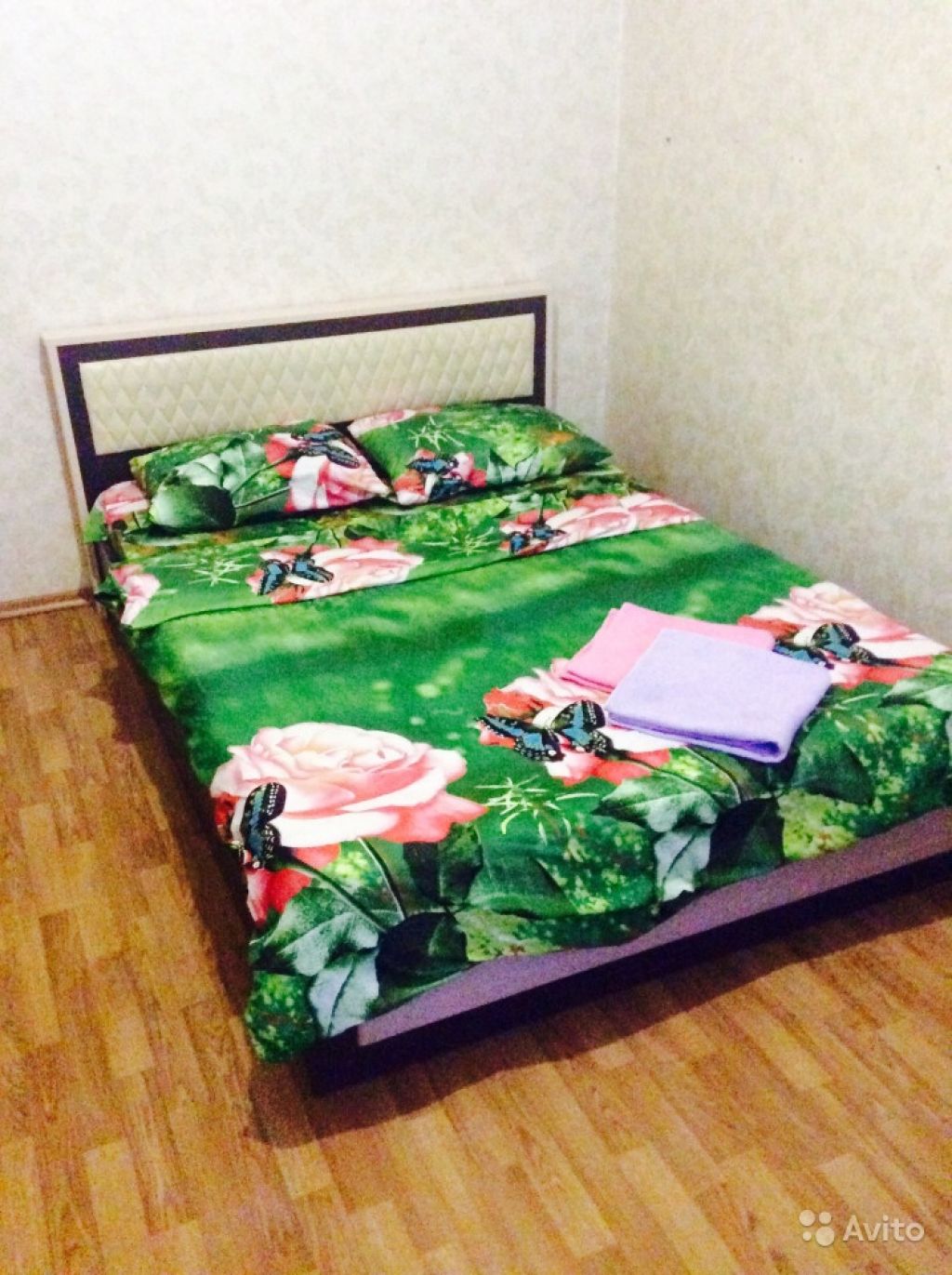 'single-item-header b-with-padding'> Сдам квартиру посуточно 4-к квартира 86 м² на 1 этаже 16-этажного панельного дома в Москве. Фото 1
