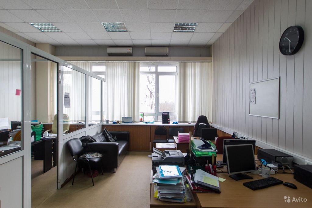 Офис, 50 м², с мебелью, бц, 5 минут от метро, лифт в Москве. Фото 1