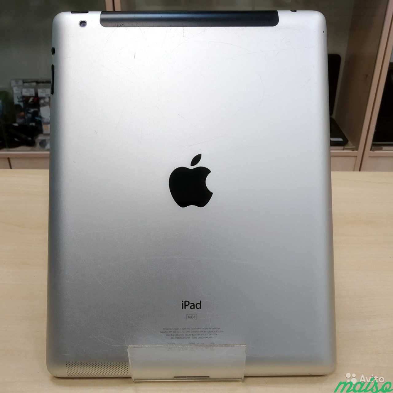 Apple iPad 2 WiFi 16 GB (белый) A1396 в Санкт-Петербурге. Фото 4