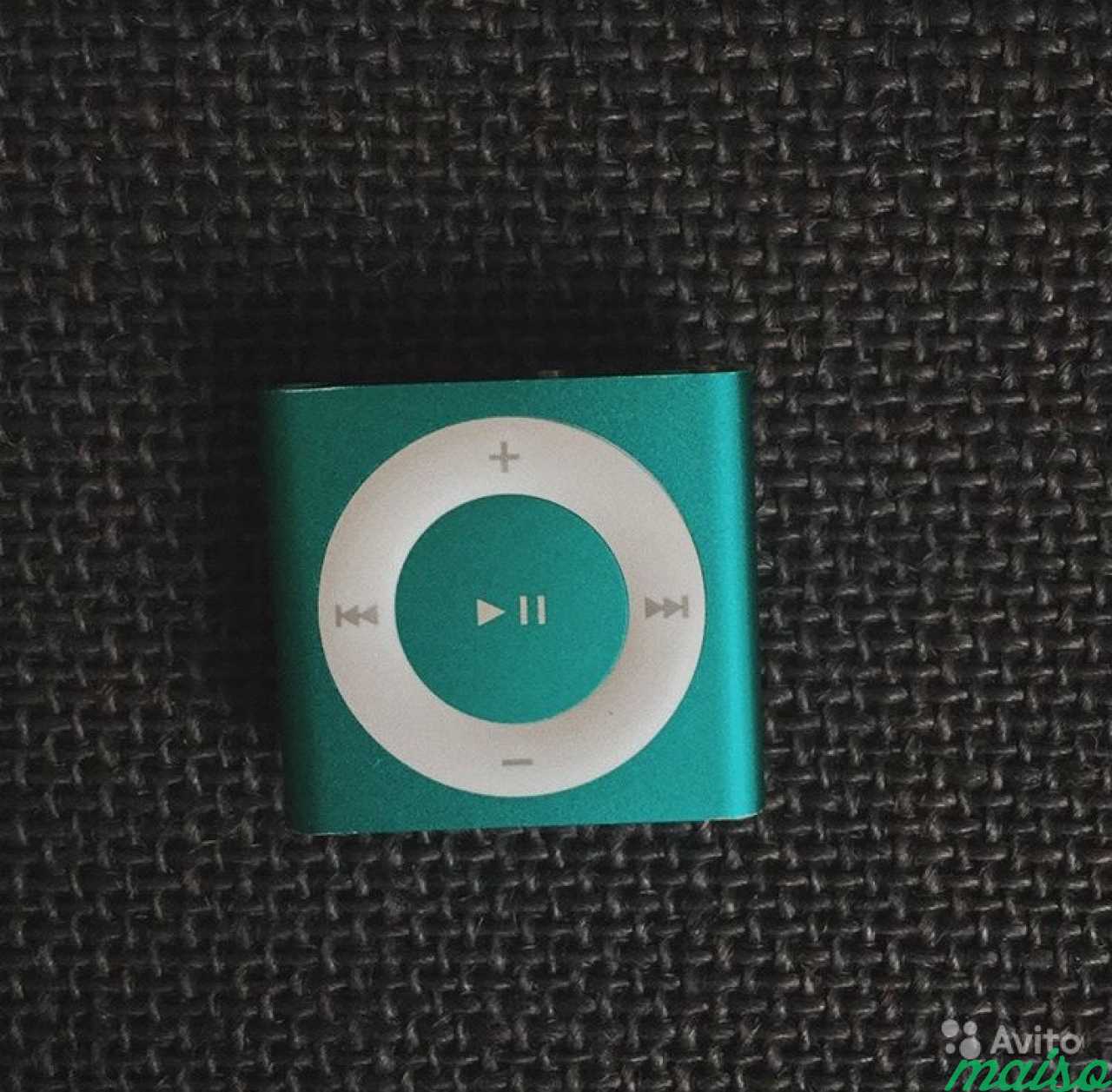 Плеер IPOD Shuffle 2gb зарядка. Питер плеер. Дисплей для плеера IPOD a1337. IPOD Socks.