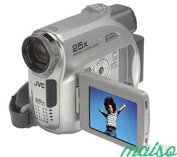 Куплю видеокамеры б у. JVC gr-d320. Видеокамера JVC gr-d320e. JVC Mini DV gr-d320e камера. JVC Mini DV Camcorders.