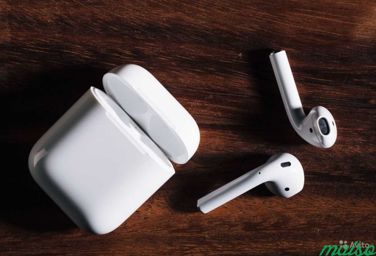 Airpods фото