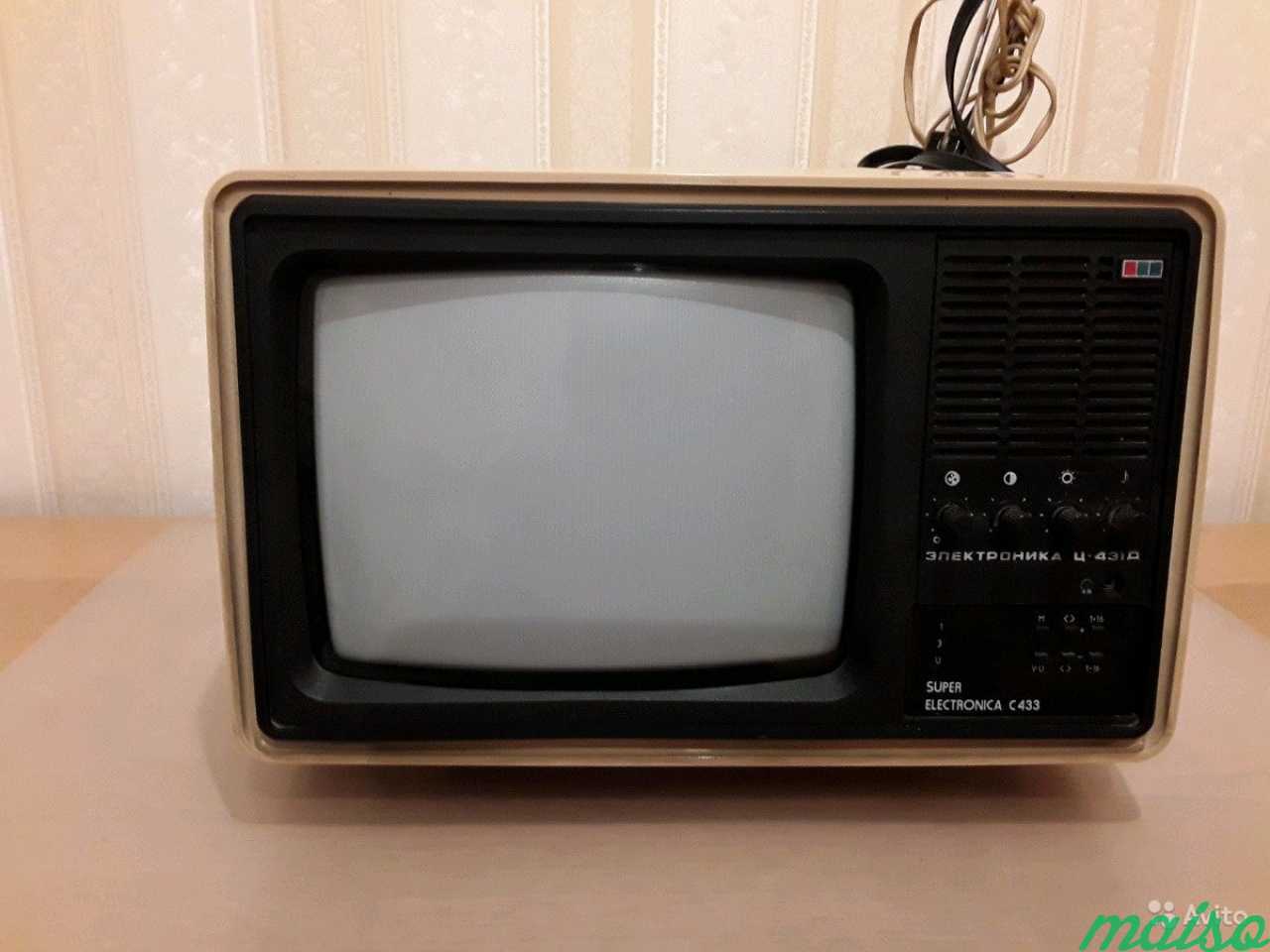 Телевизор цветной переносной Электроника Ц-431 Д 1 в Санкт-Петербурге. Фото 1