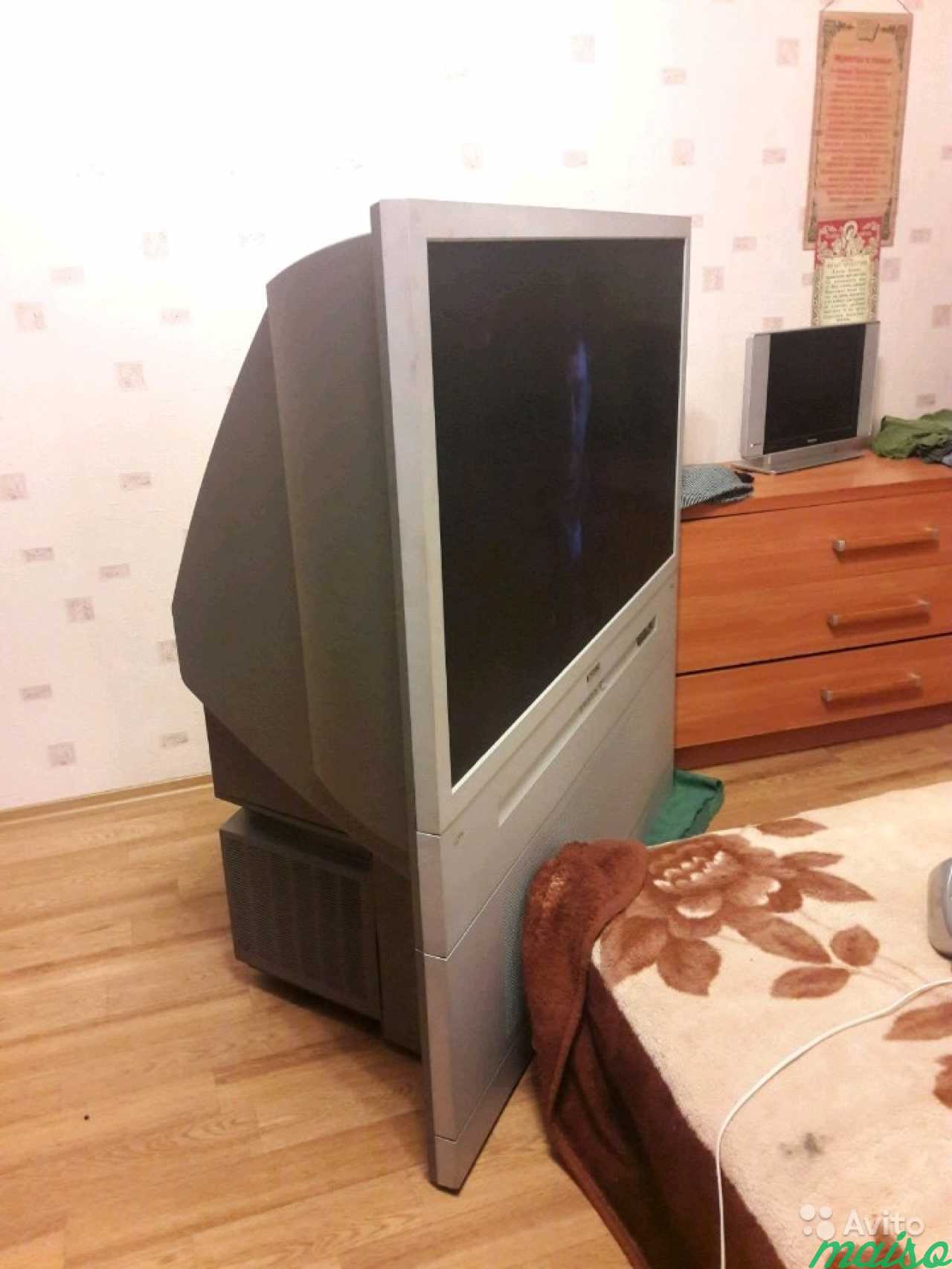 Проекционный телевизор Thomson 52bw612 в Санкт-Петербурге. Фото 1