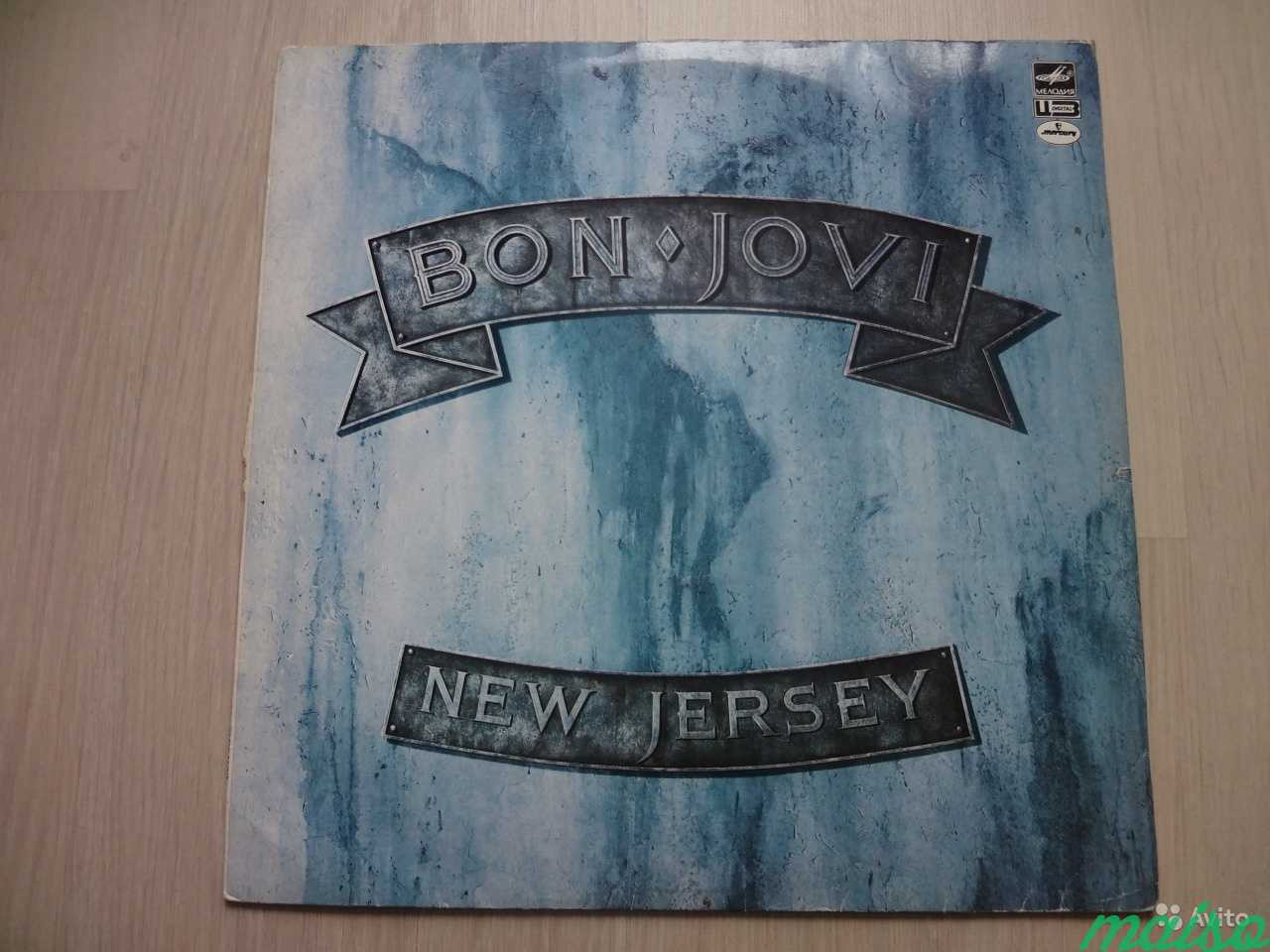 New jersey bon jovi. Bon Jovi пластинка. Бон Джови пластинка New Jersey. Бон Джови грампластинки. Bon Jovi винил.