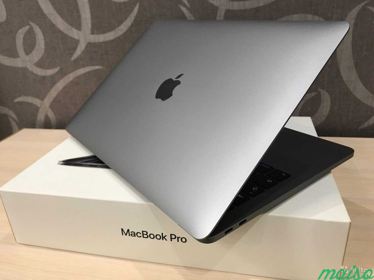 MacBook Pro 13 inch 2017 (40 циклов) в Санкт-Петербурге. Фото 1