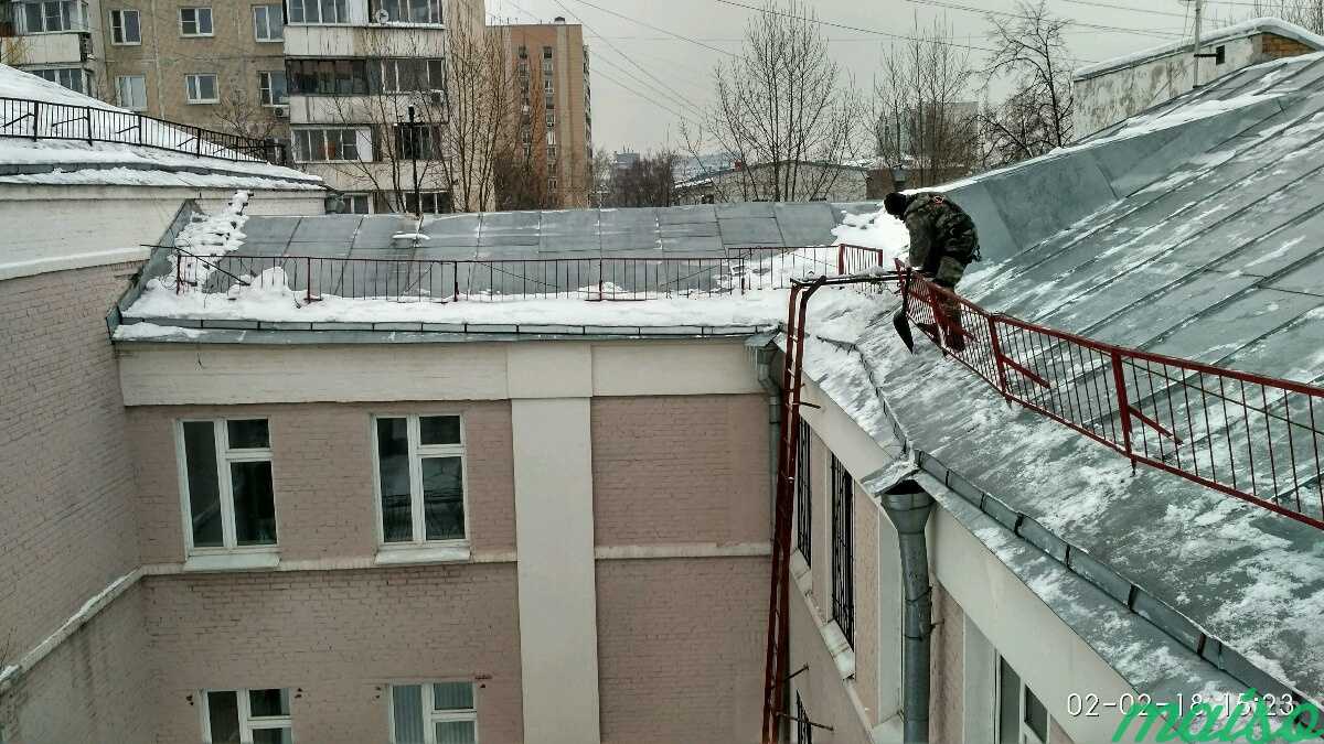 Чистка снега и наледи с кровли,Высотные работы,Аль в Москве. Фото 1
