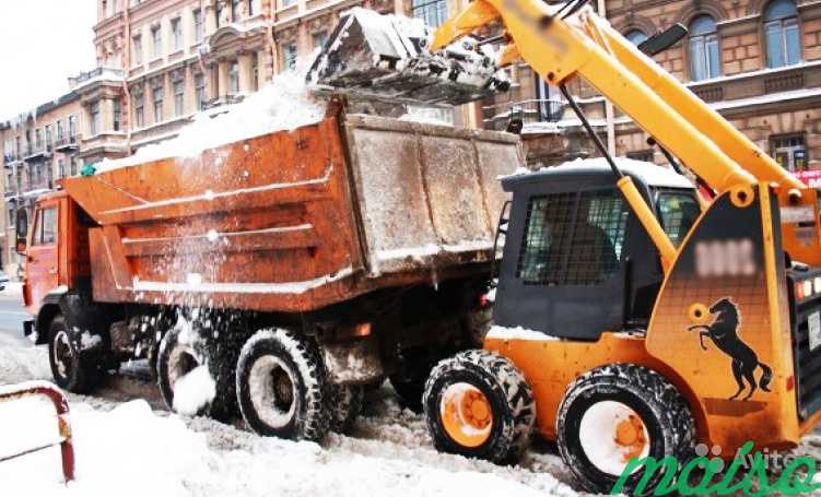 Уборка и вывоз снега. Очистка крыш от наледи в Москве. Фото 4