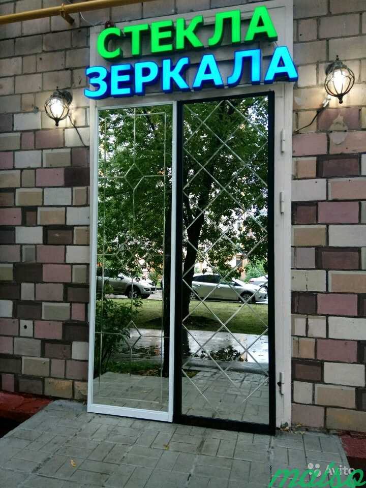 Резка стекла и зеркал в Стекольной мастерской Блик в Москве. Фото 1