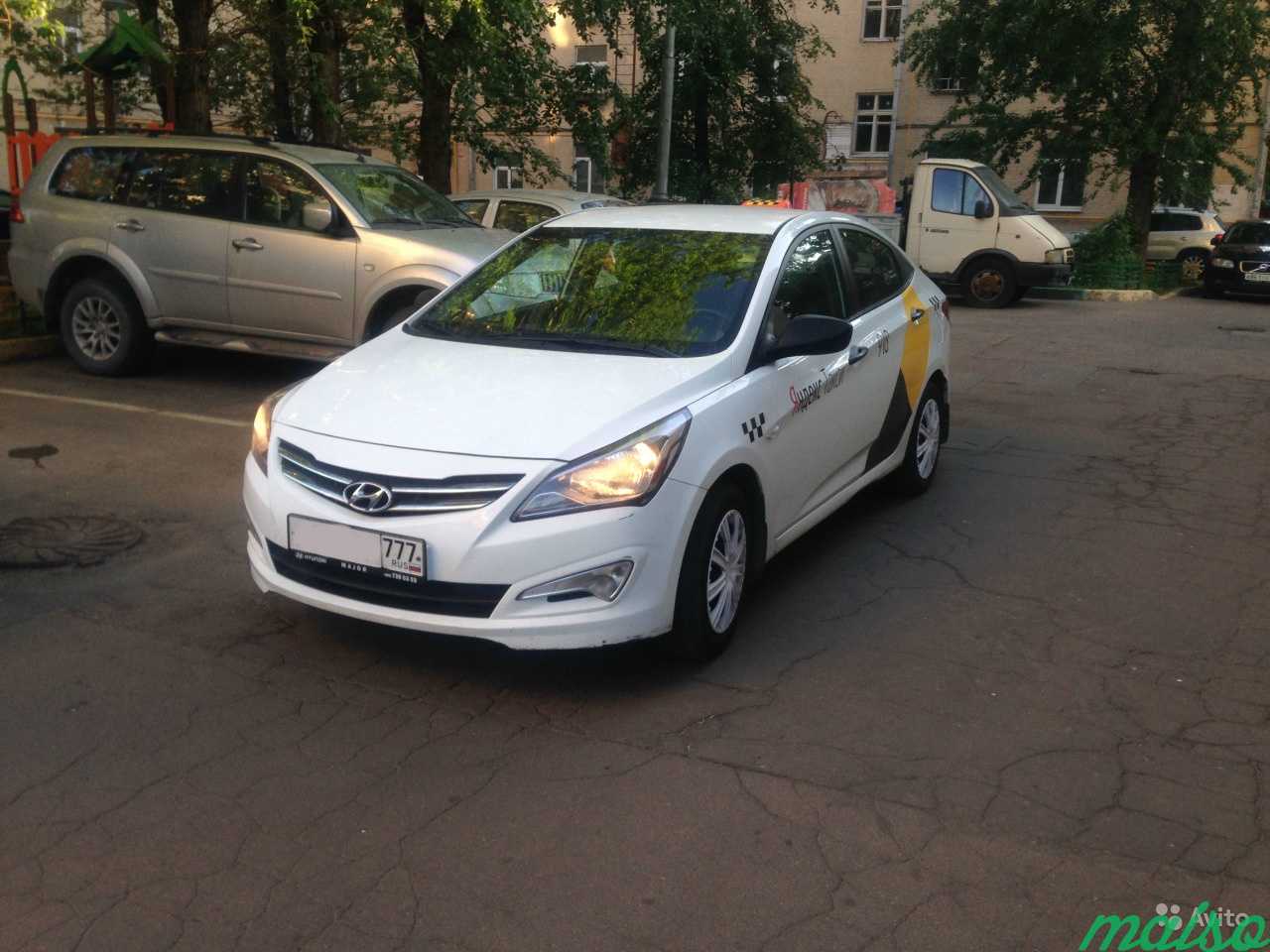 Аренда авто под такси Хендай Солярис в Москве. Фото 1