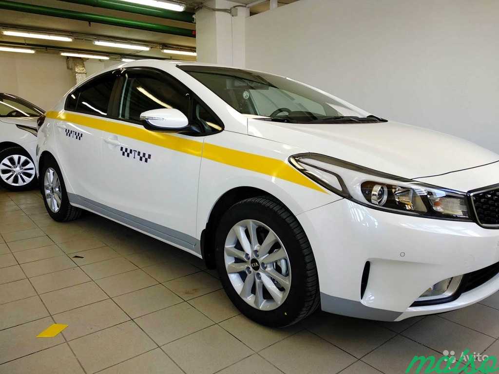 Такси комфорт автомобили. Kia Cerato Taxi. Kia Serato Comfort такси. Киа Церато такси 2020. Киа Церато 2021 такси.