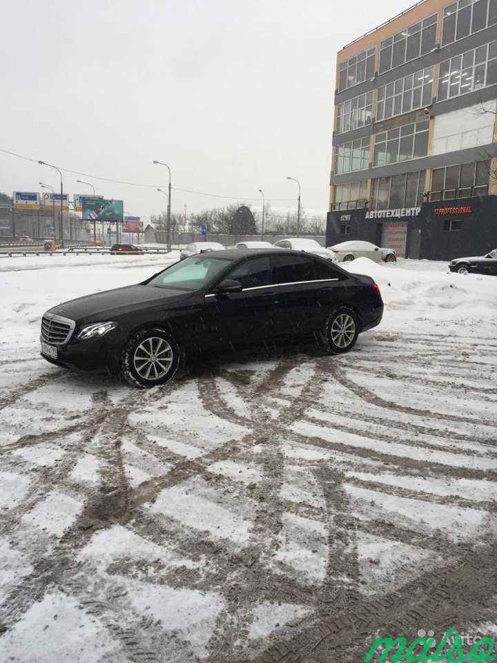 Mercedes E200 в аренду под такси в Москве. Фото 2