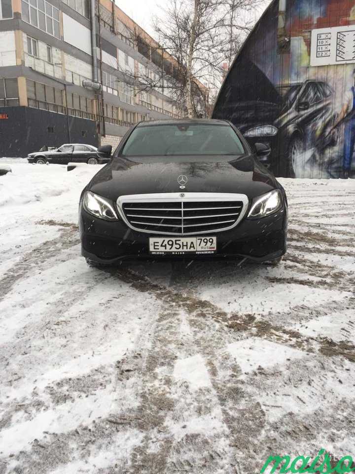 Mercedes E200 в аренду под такси в Москве. Фото 3