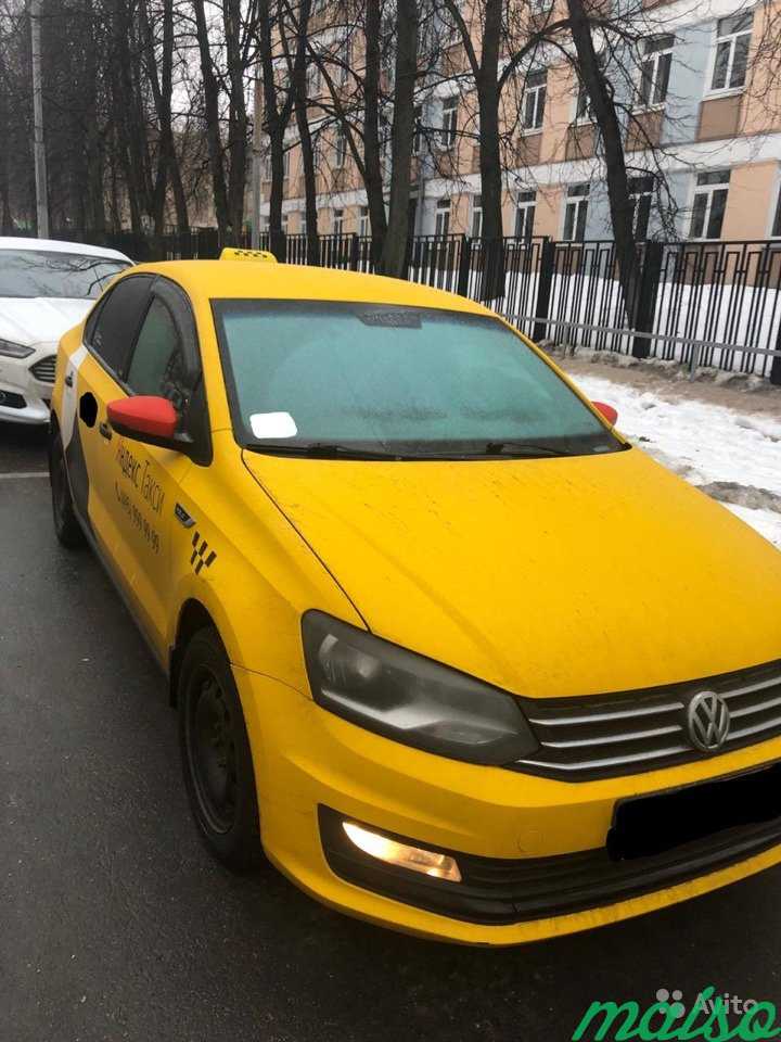 Фольксваген Поло в аренду такси в Москве. Фото 1