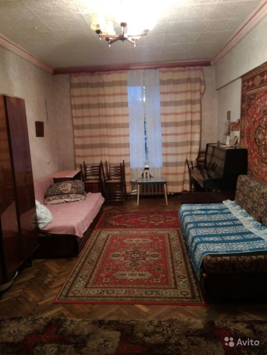 Продам комнату Комната 23.7 м² в 5-к квартире на 4 этаже 5-этажного кирпичного дома в Москве. Фото 1