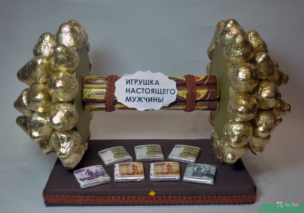 Подарок,презент из конфет.Гантеля в Москве. Фото 3
