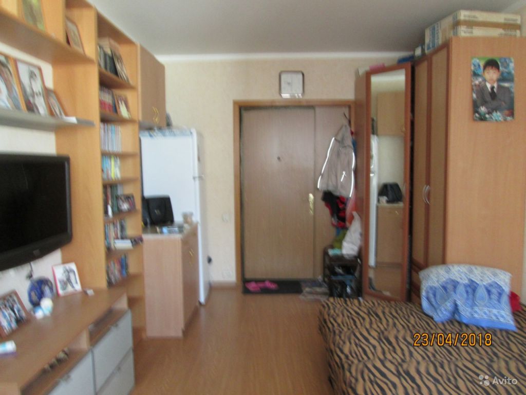 Продам комнату Комната 18 м² в 3-к квартире на 8 этаже 17-этажного панельного дома в Москве. Фото 1