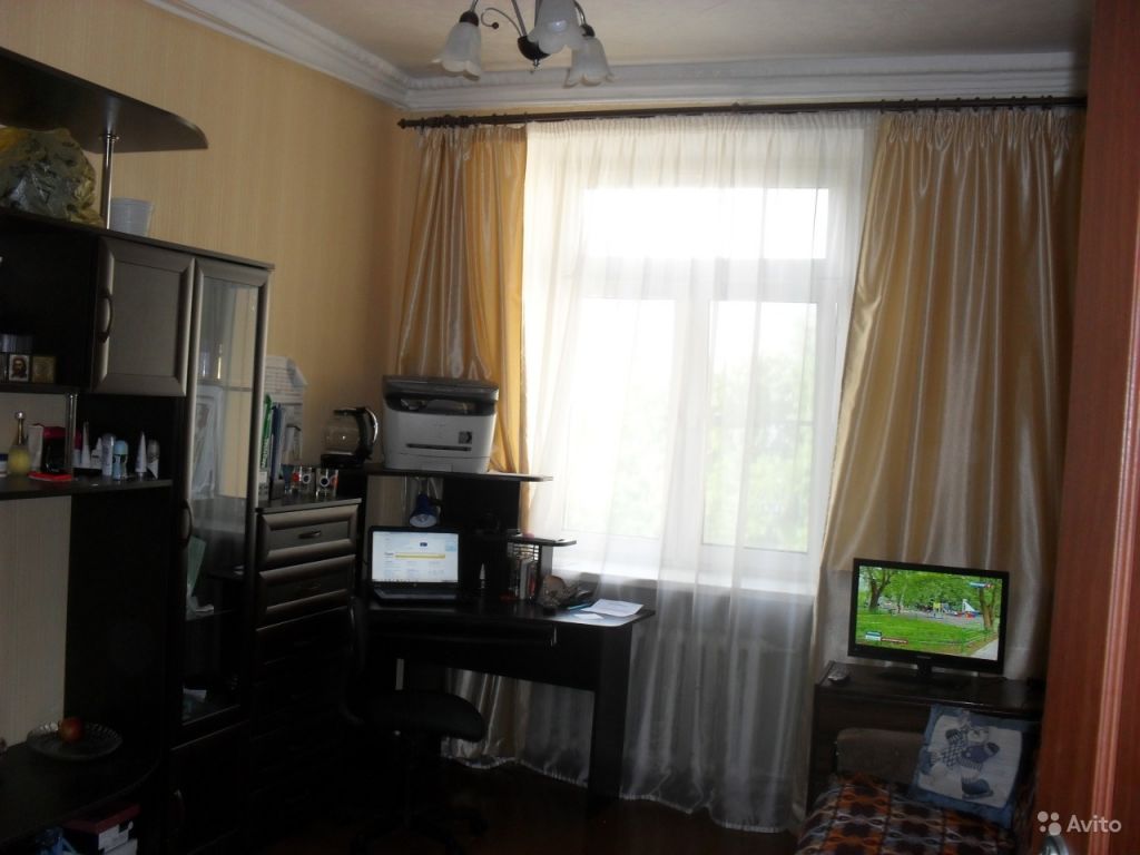 Продам комнату Комната 14 м² в 3-к квартире на 5 этаже 5-этажного кирпичного дома в Москве. Фото 1