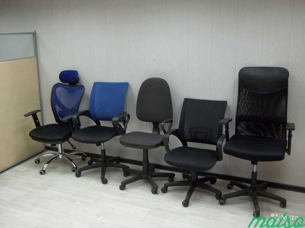 Купим офисные кресла б у. Итыгина 17б кресла офисные. Кресло для офиса б/у. Кресло офисное уч-00001483. Старое офисное кресло б у.