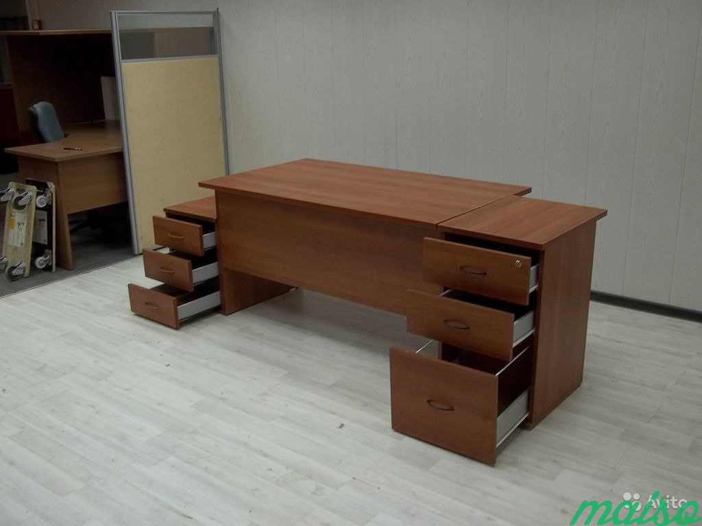 Стол с тумбой Мебель для офиса бу в Москве. Фото 3