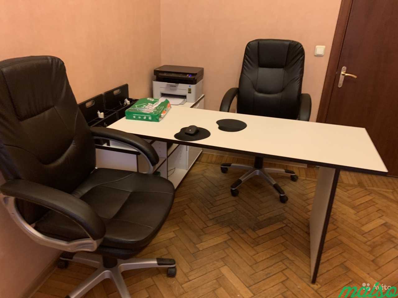 Кресло + рабочий стол для офиса в Москве. Фото 1