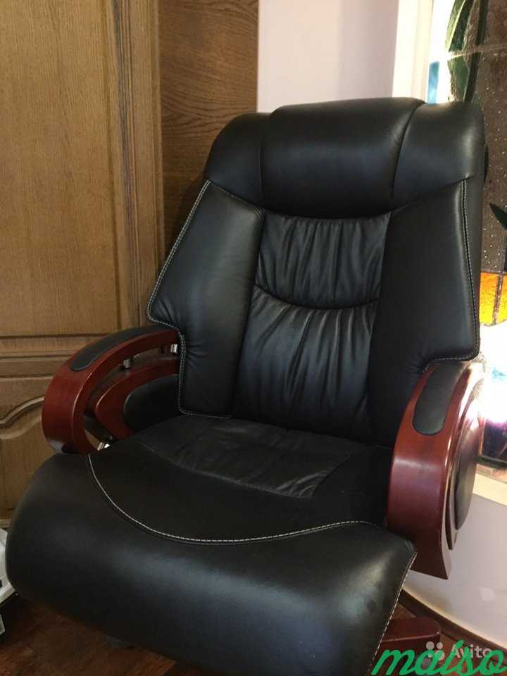 Офисное кожаное кресло в Москве. Фото 1