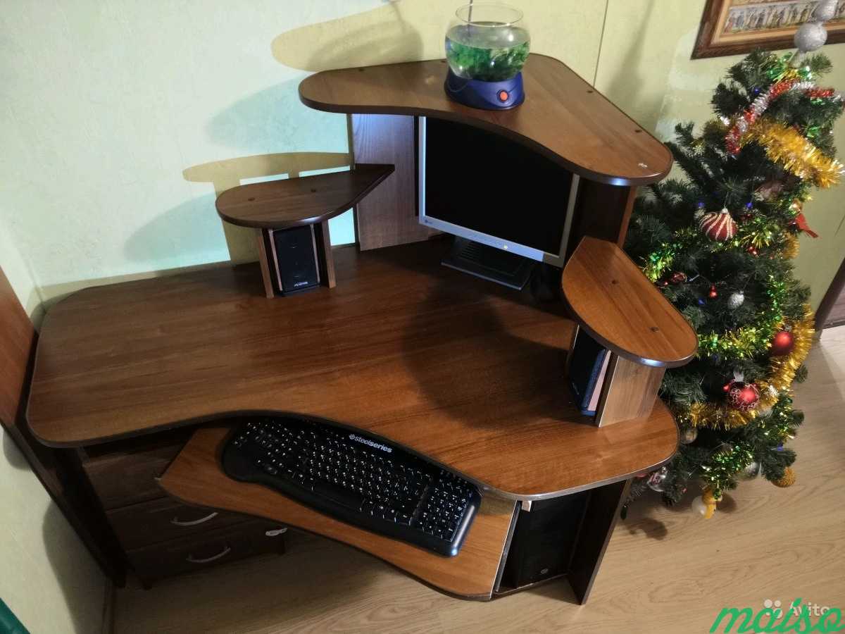 Компьютерный стол угловой в Москве. Фото 4