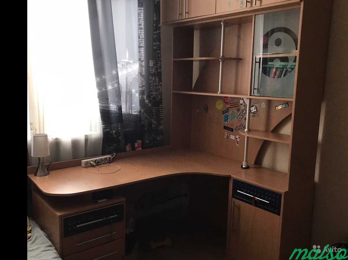 Компьютерный стол и угловой шкаф в Москве. Фото 1
