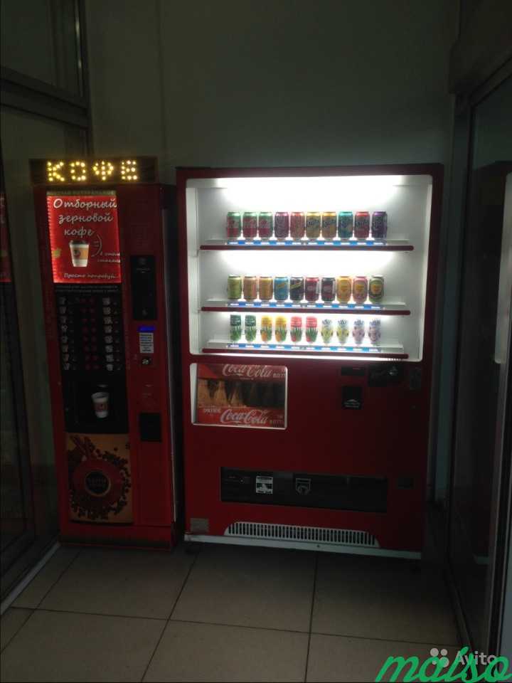 Вендинговый баночный автомат fuji (Япония) в Москве. Фото 6